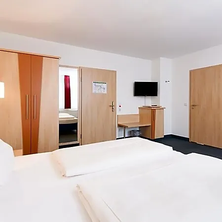 ホテル Tagungszentrum Neuendettelsau